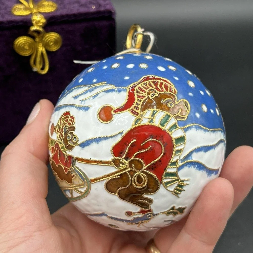 Cloisonne White Ornament Snowman & Bears Sledding Snow 3.5